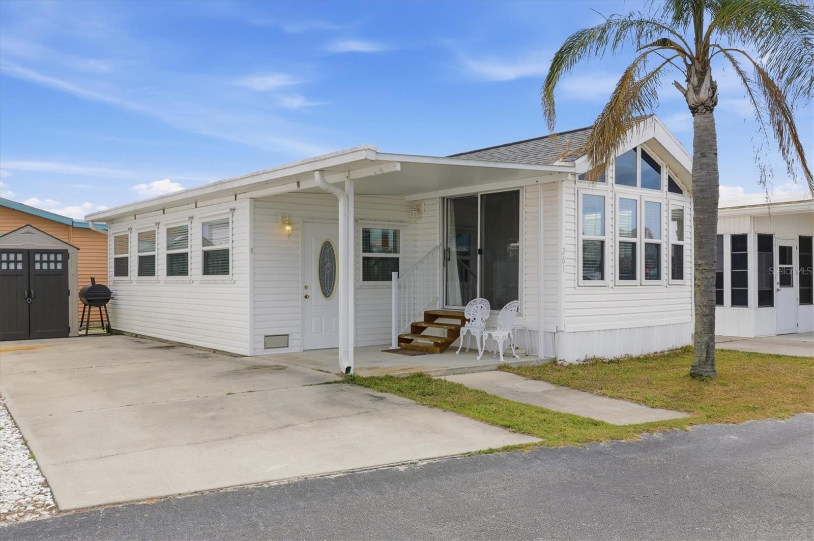 Image 7 of 32 For 1475 Flamingo Drive 261