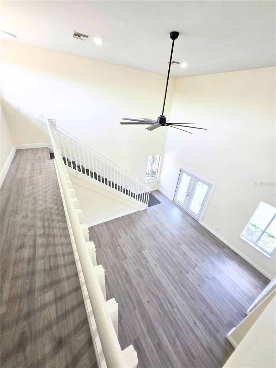 Image 21 of 23 For 6221 37 Th Terrace