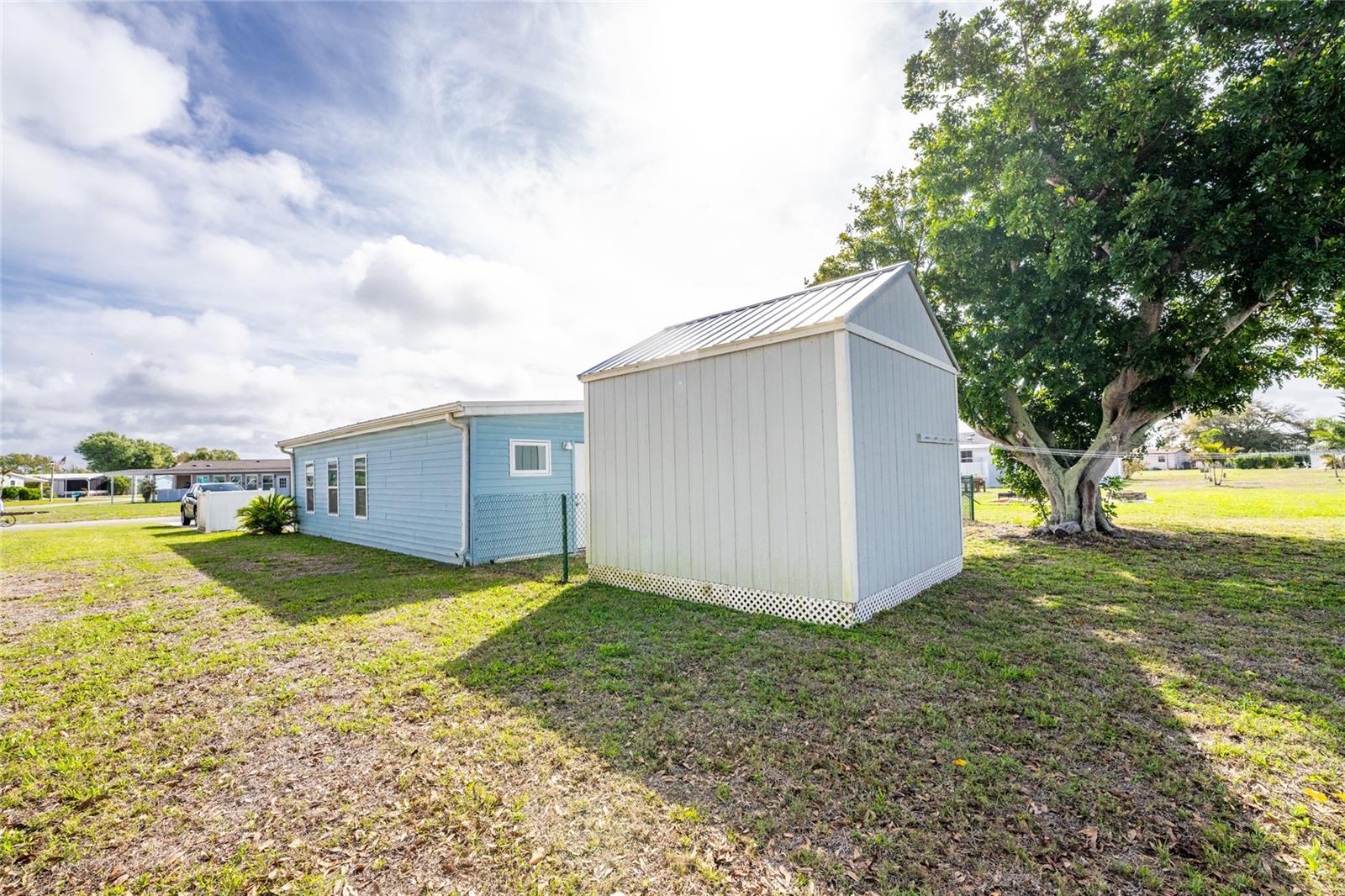 Image 34 of 48 For 6161 Oriole Boulevard