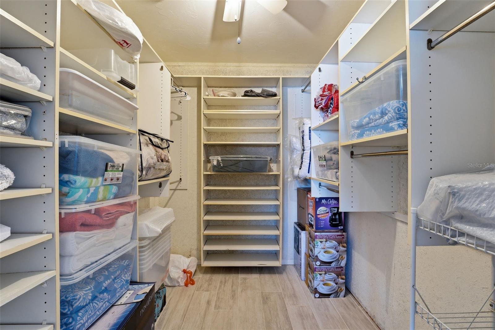 Image 11 of 26 For 4440 Exeter Drive 106