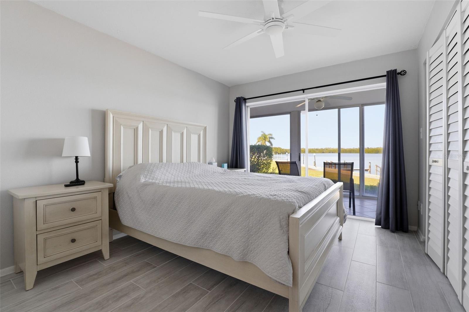 Image 13 of 26 For 4440 Exeter Drive 106