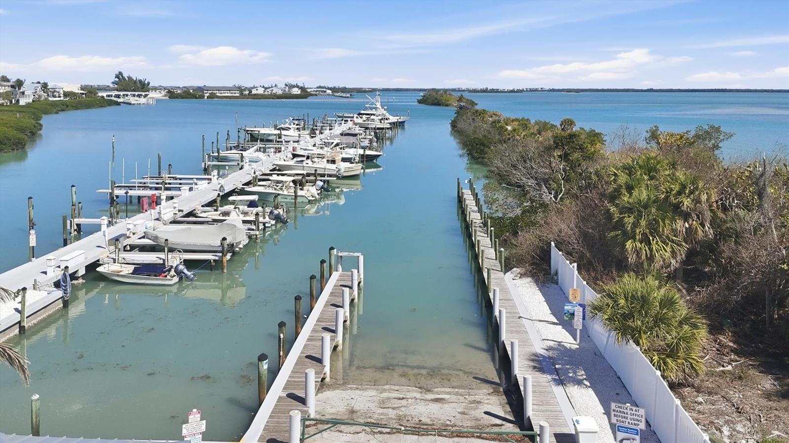 Image 13 of 24 For 5820 Gasparilla Road Slip 25