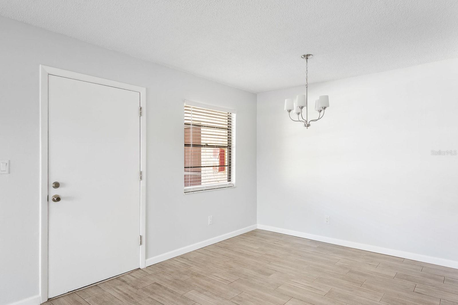 Image 10 of 44 For 78 Boundary Boulevard 192