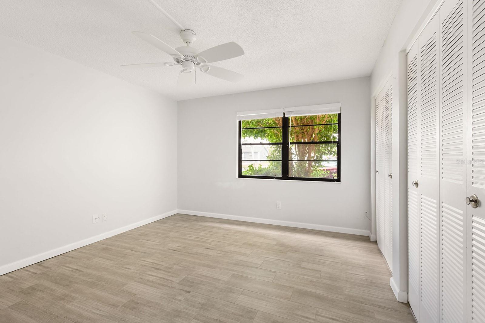 Image 17 of 44 For 78 Boundary Boulevard 192