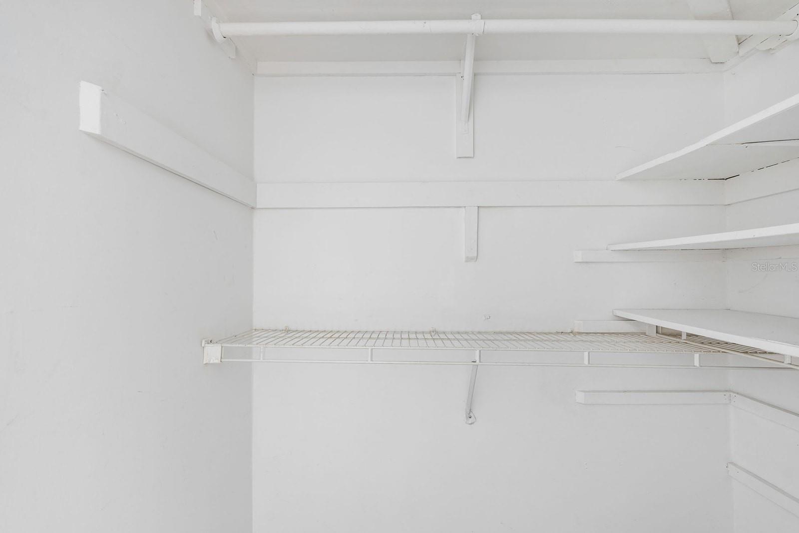 Image 22 of 44 For 78 Boundary Boulevard 192