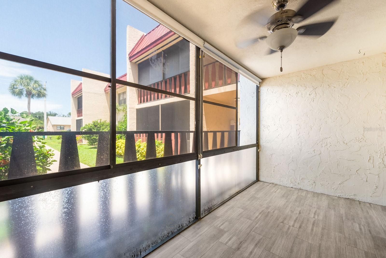 Image 28 of 44 For 78 Boundary Boulevard 192