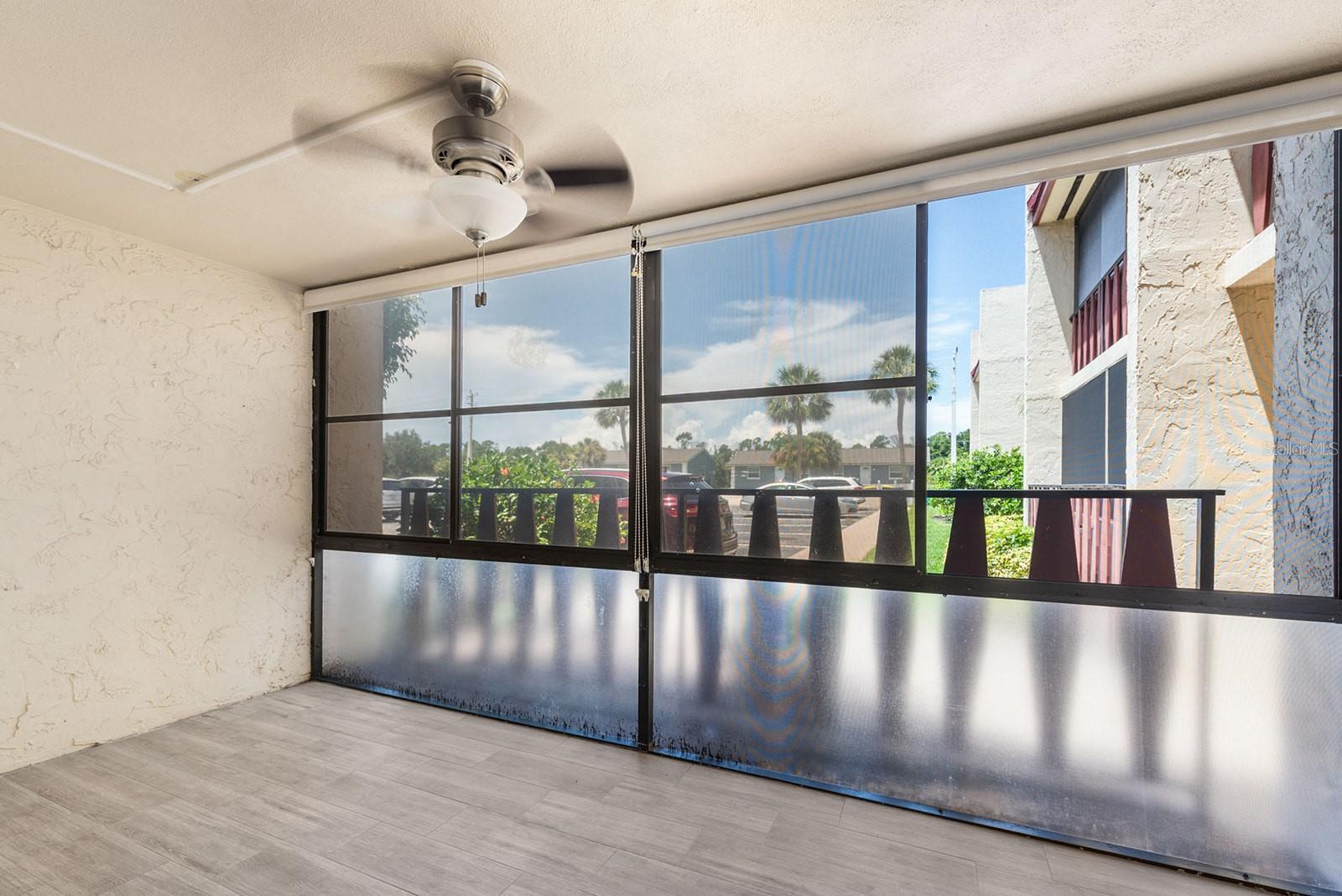 Image 29 of 44 For 78 Boundary Boulevard 192