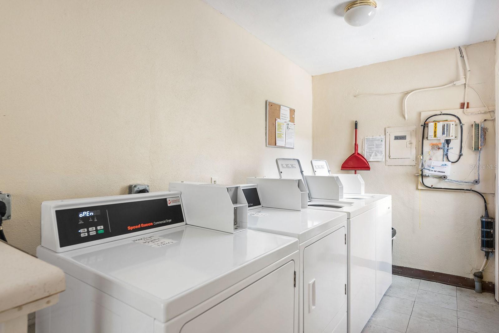 Image 31 of 44 For 78 Boundary Boulevard 192