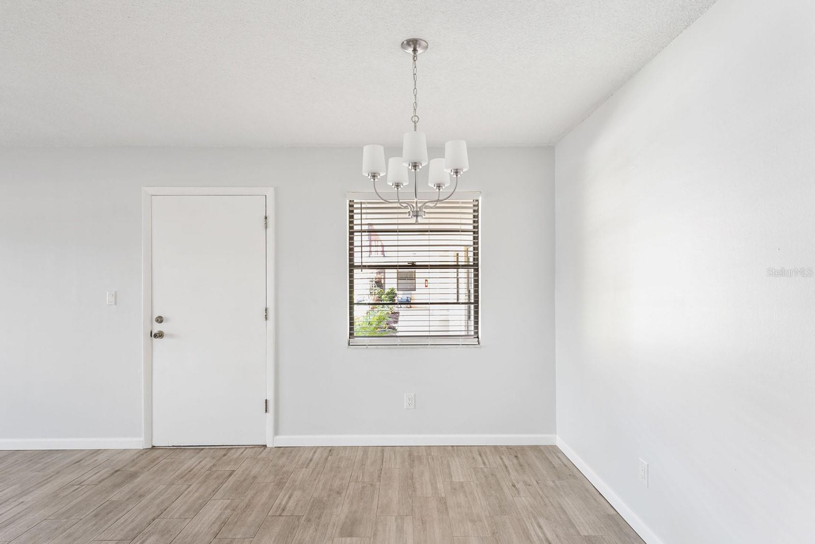 Image 9 of 44 For 78 Boundary Boulevard 192