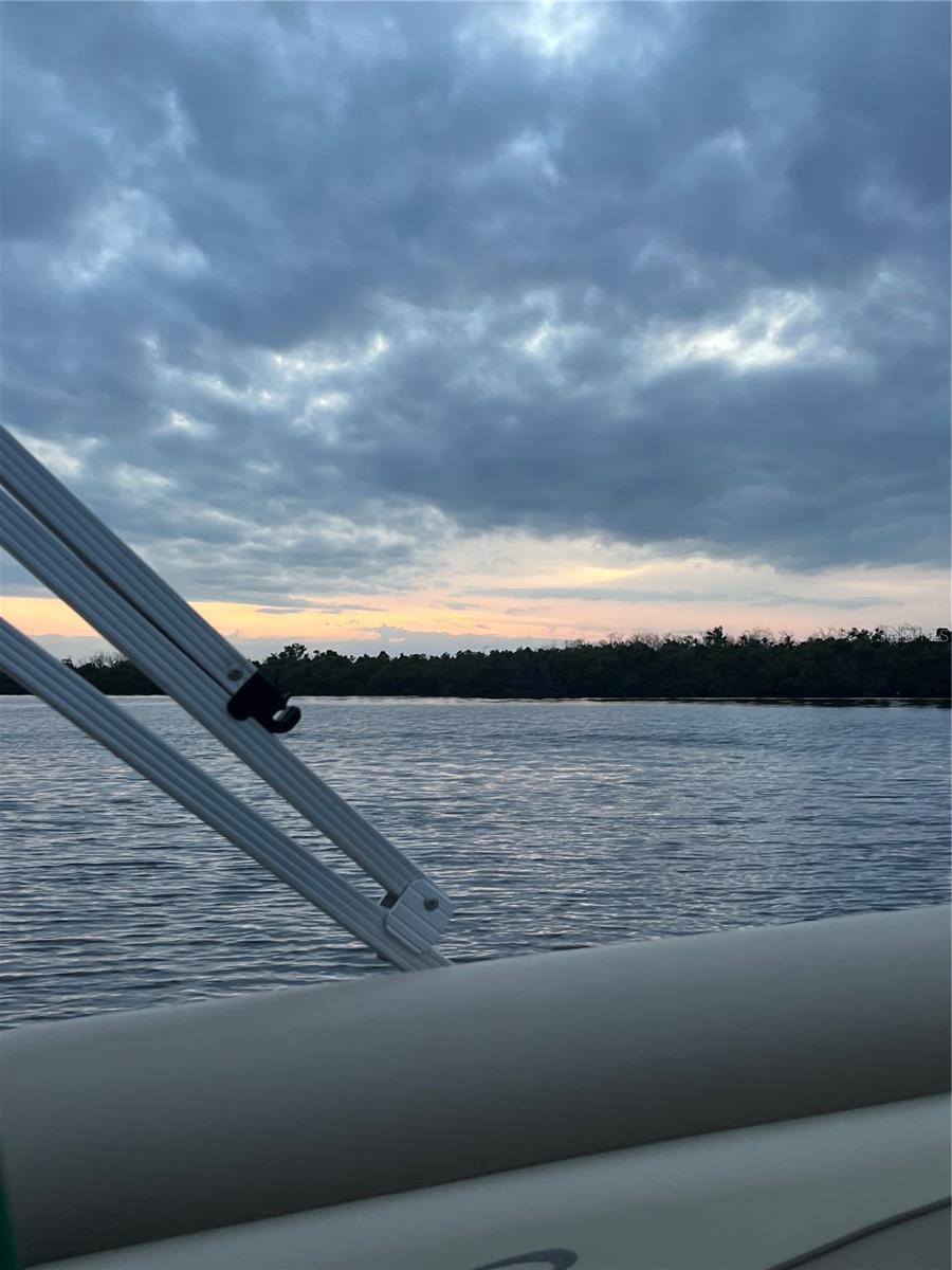 Image 11 of 26 For 4402,4410 Bayview Street