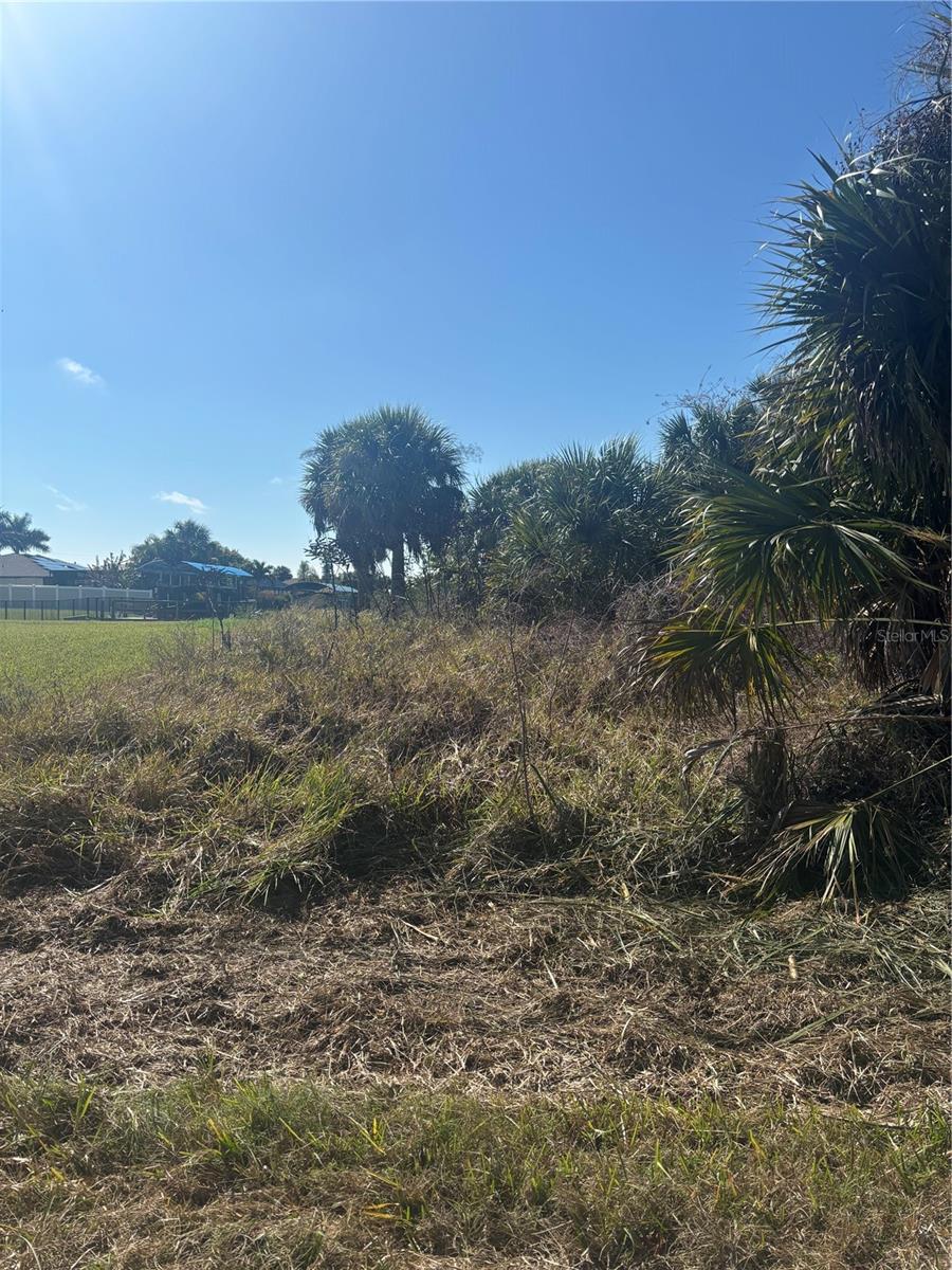 Image 12 of 26 For 4402,4410 Bayview Street