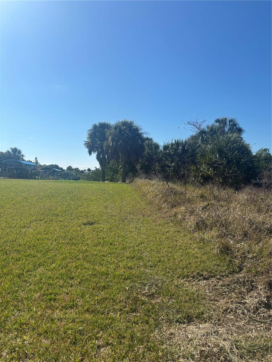 Image 18 of 26 For 4402,4410 Bayview Street