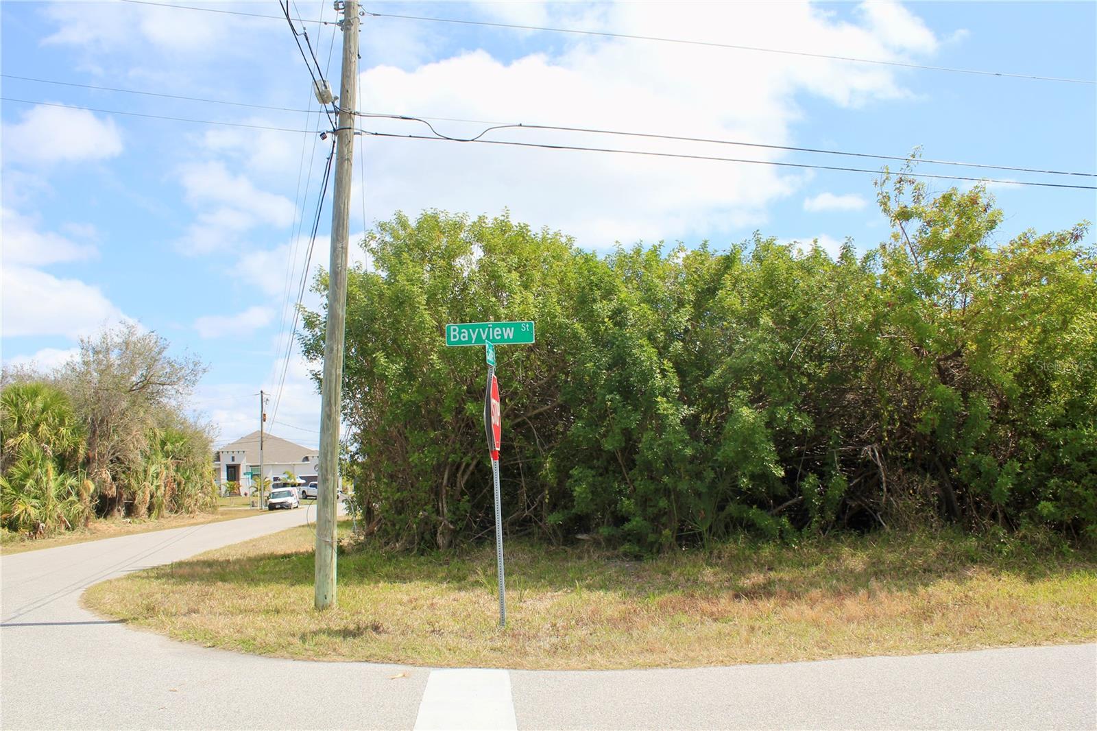 Image 21 of 26 For 4402,4410 Bayview Street