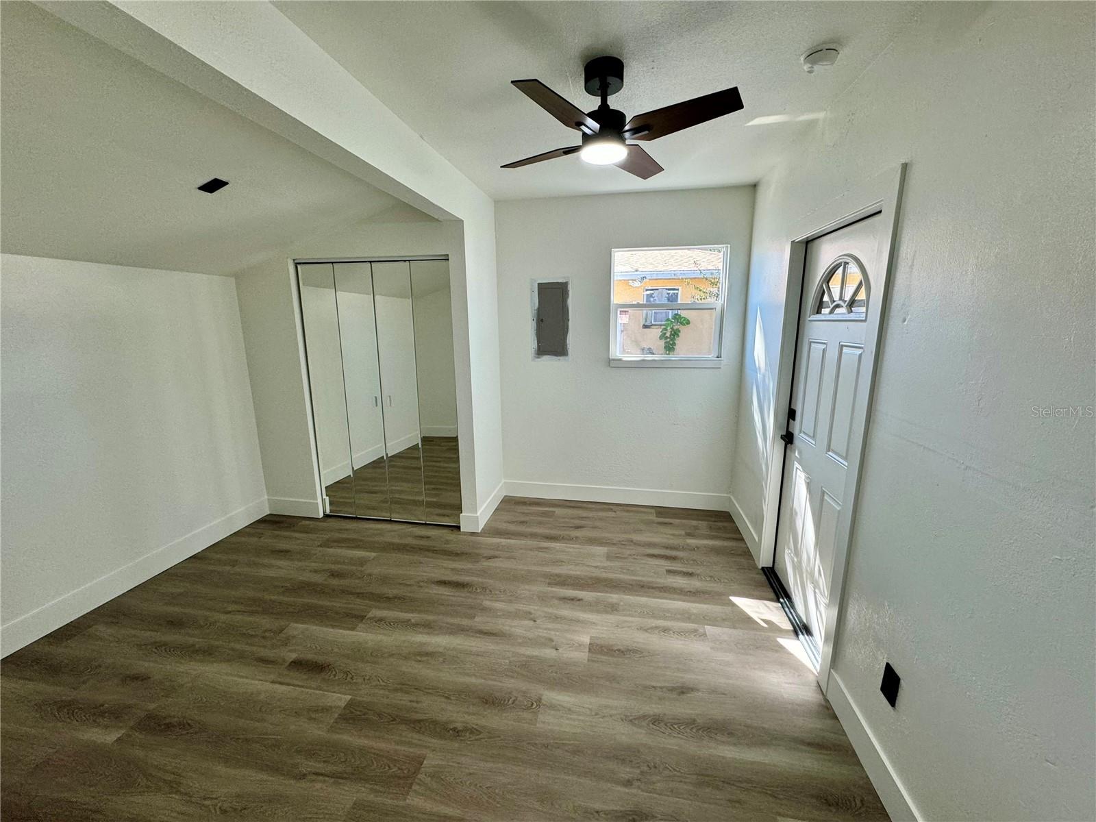 Image 17 of 22 For 325 Capatola St