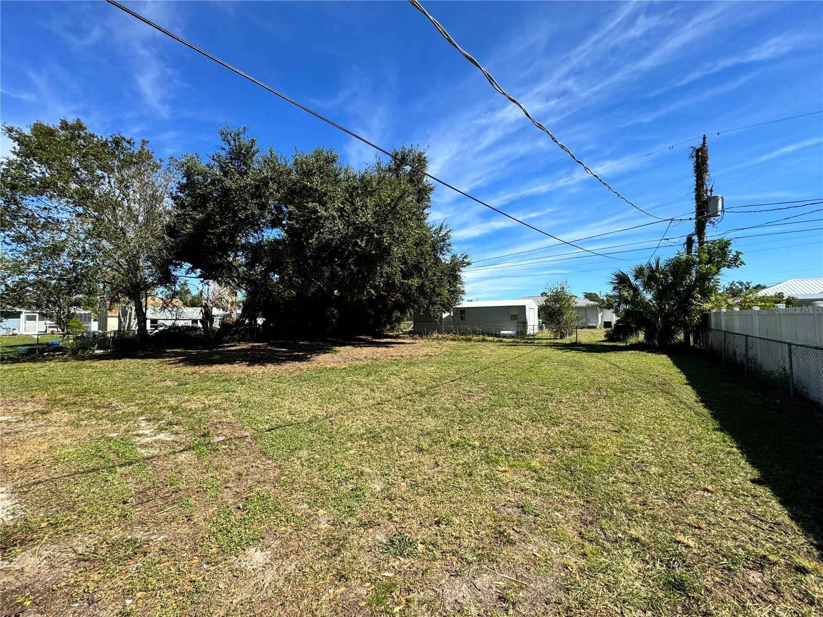 Image 22 of 22 For 325 Capatola St