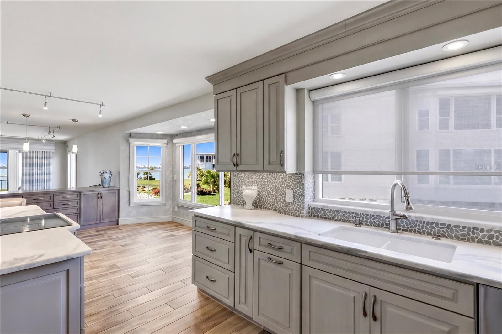 Image 4 of 68 For 11000 Placida Road 2602