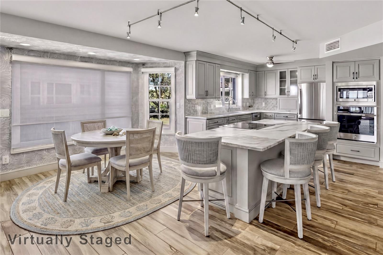 Image 9 of 68 For 11000 Placida Road 2602