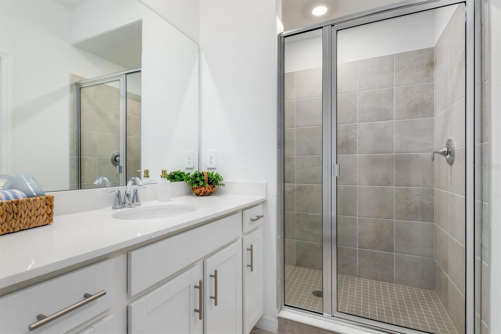 Image 15 of 46 For 17595 Opal Sand Drive 406