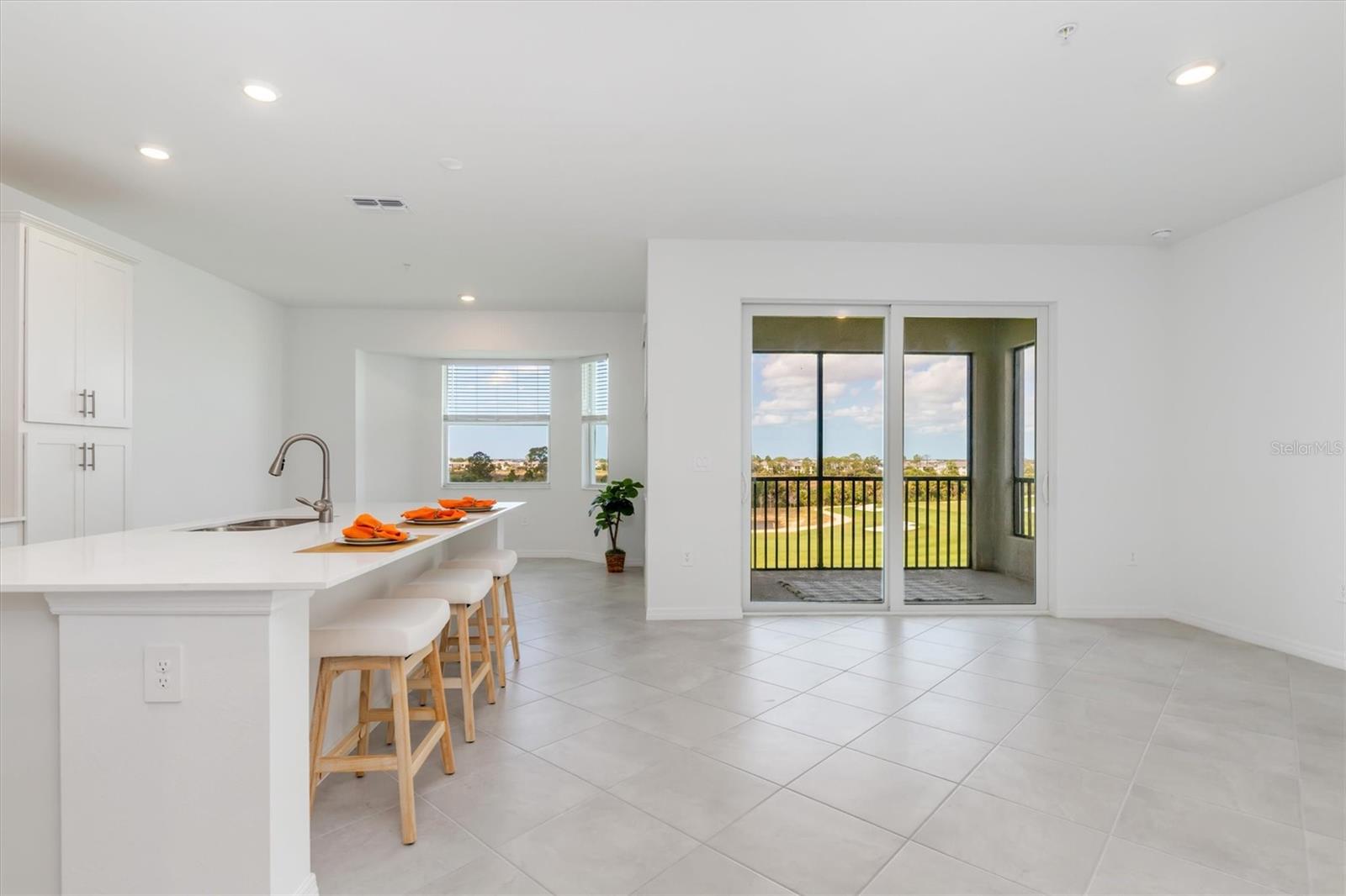 Image 2 of 46 For 17595 Opal Sand Drive 406