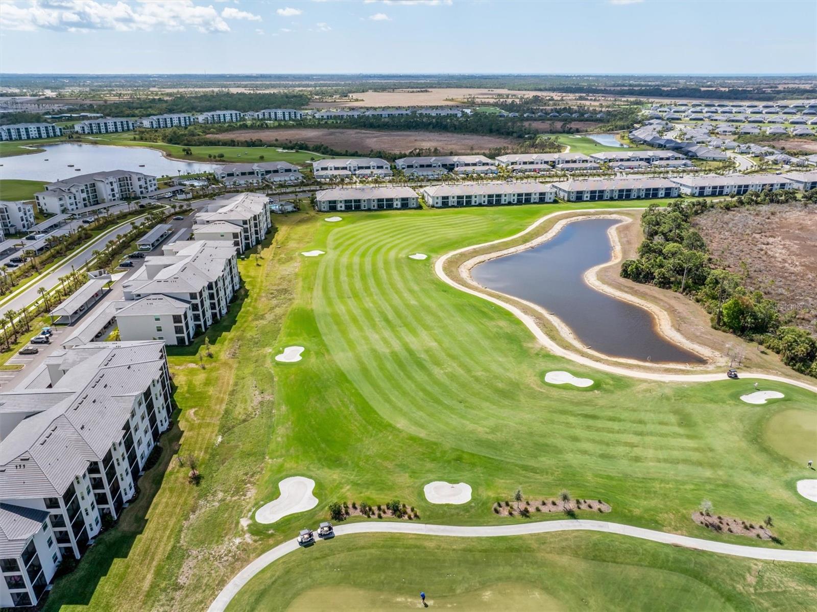 Image 22 of 46 For 17595 Opal Sand Drive 406