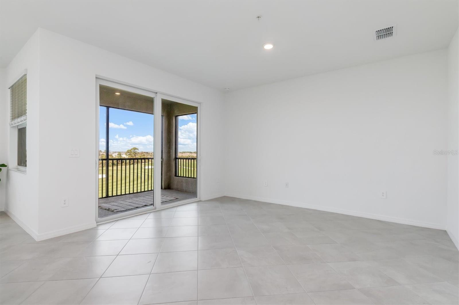 Image 5 of 46 For 17595 Opal Sand Drive 406