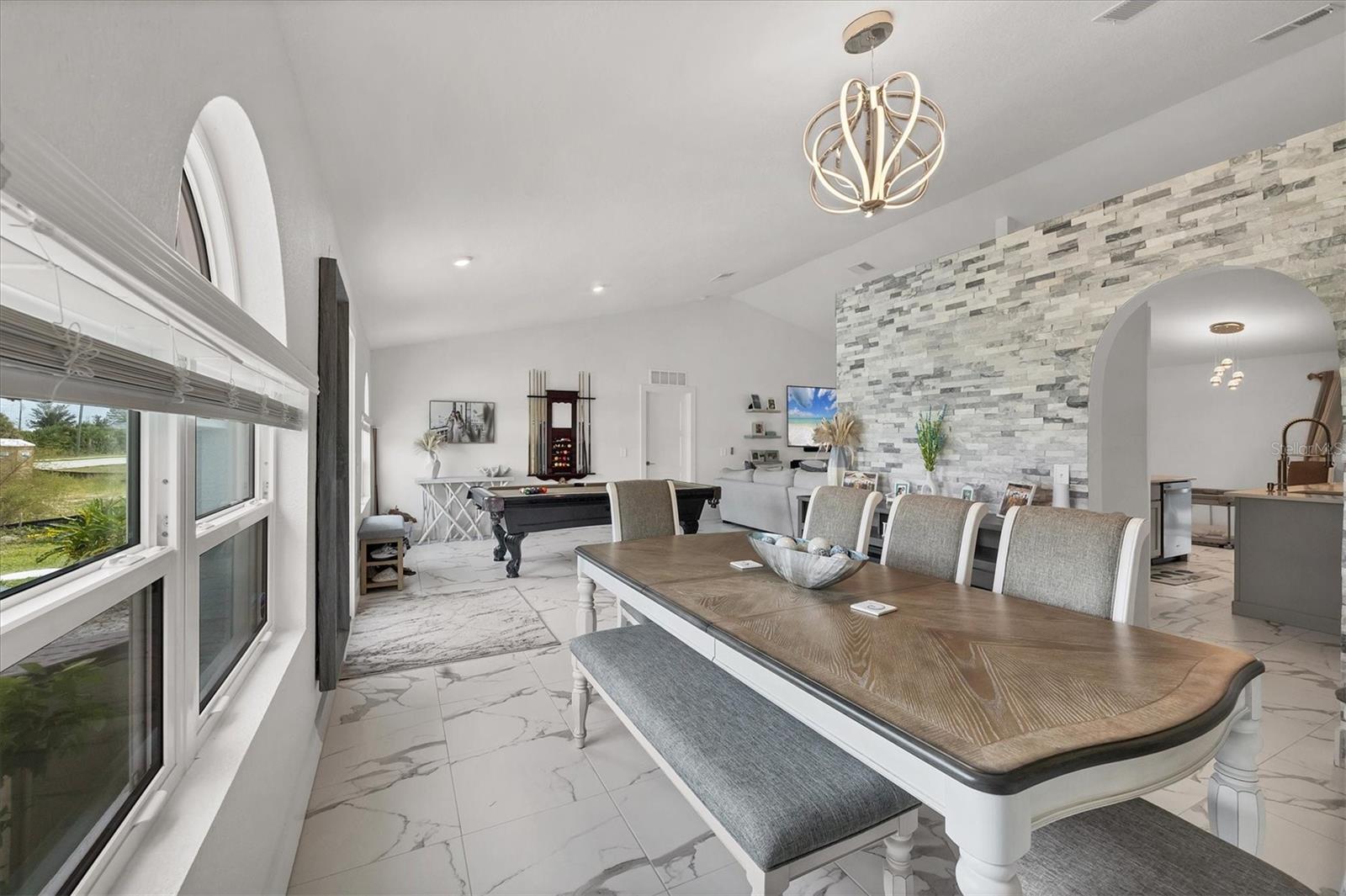 Image 11 of 39 For 14407 Appleton Boulevard