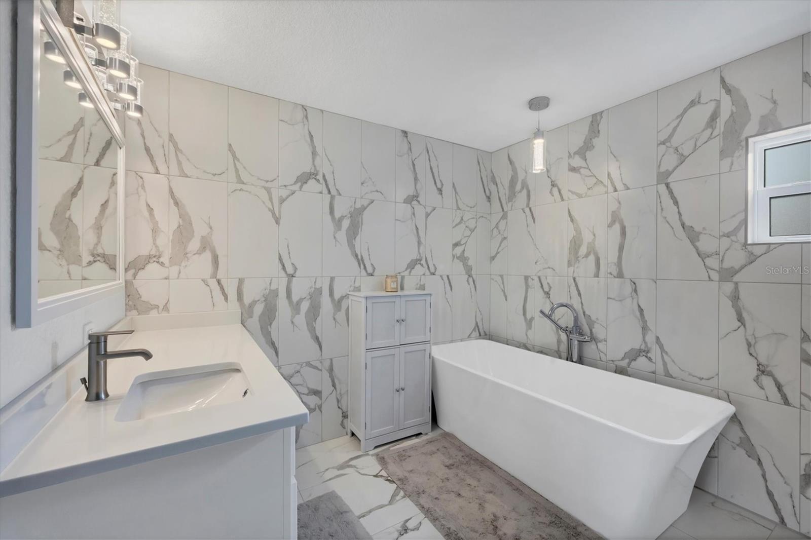 Image 17 of 39 For 14407 Appleton Boulevard