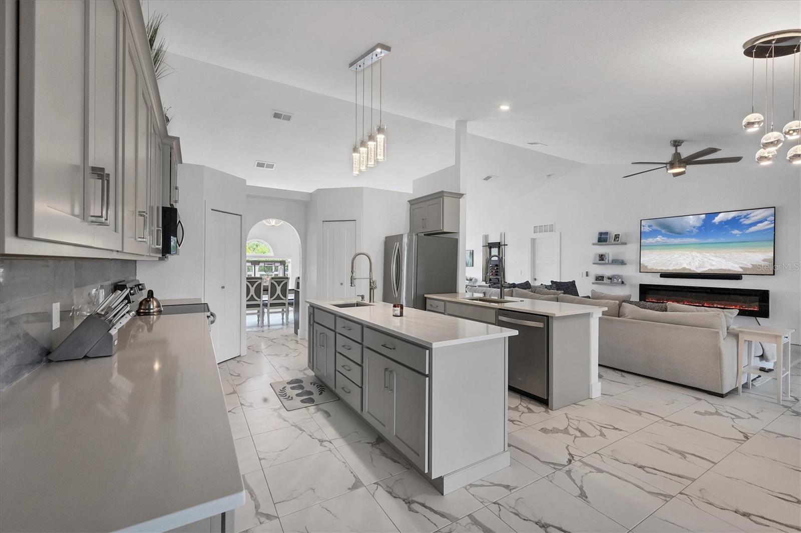 Image 7 of 39 For 14407 Appleton Boulevard