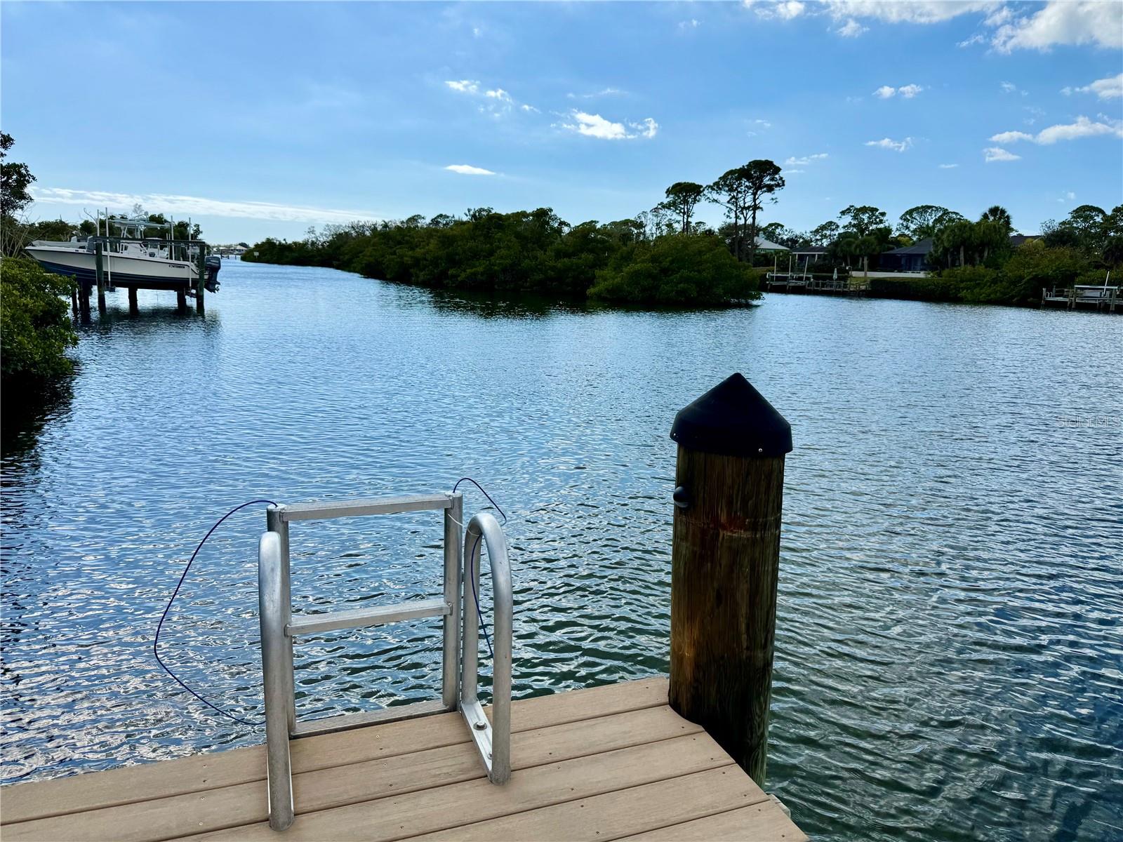 Image 11 of 92 For 1415 Bayshore Drive