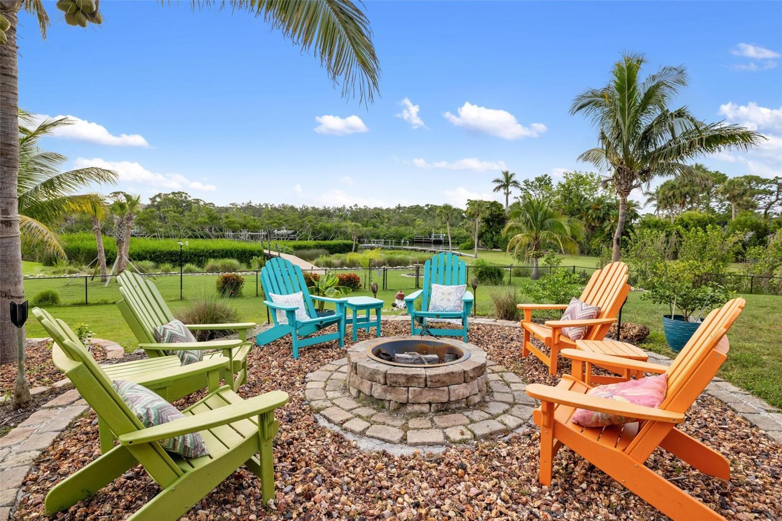 Image 13 of 92 For 1415 Bayshore Drive