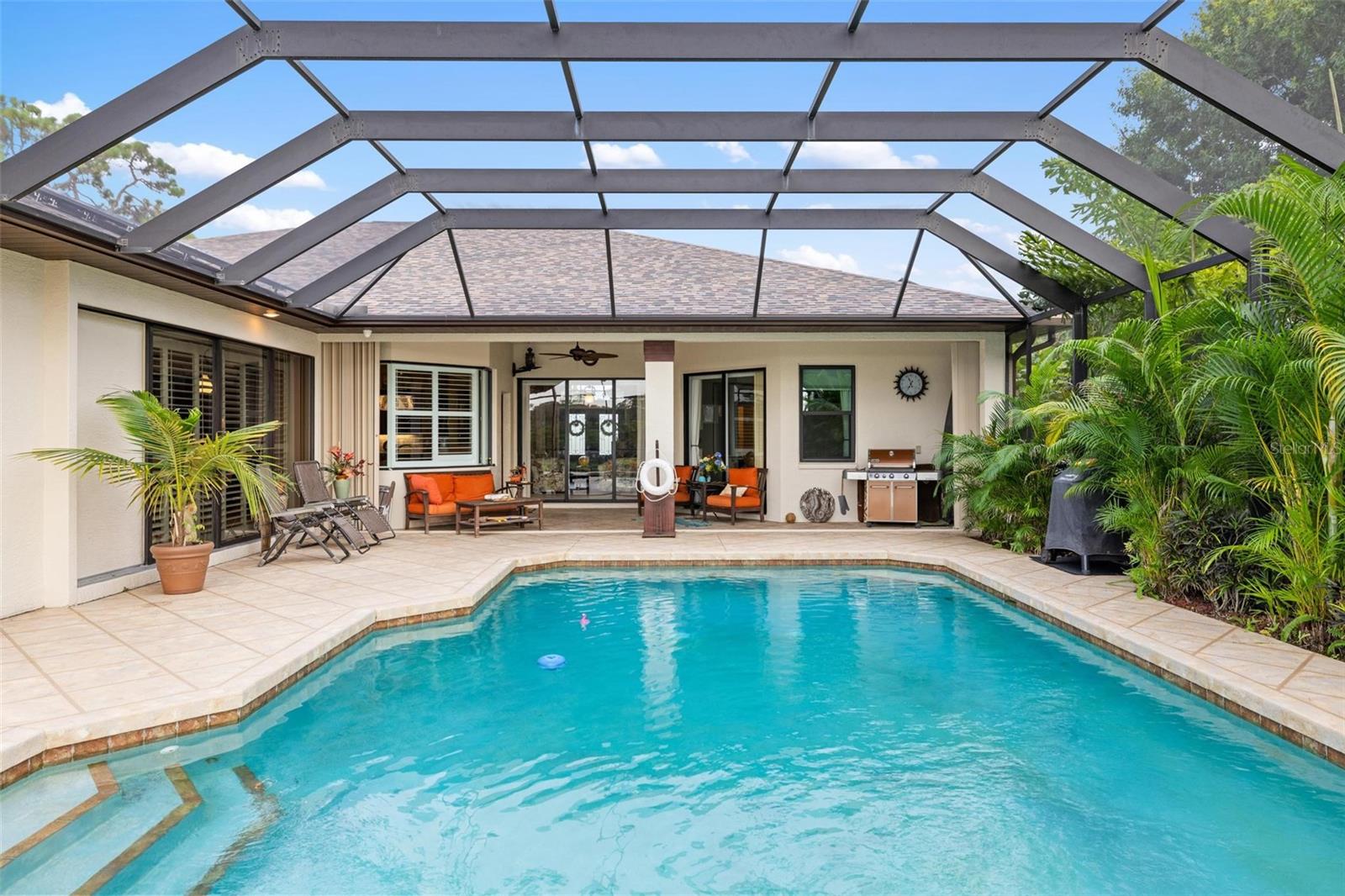 Image 19 of 92 For 1415 Bayshore Drive