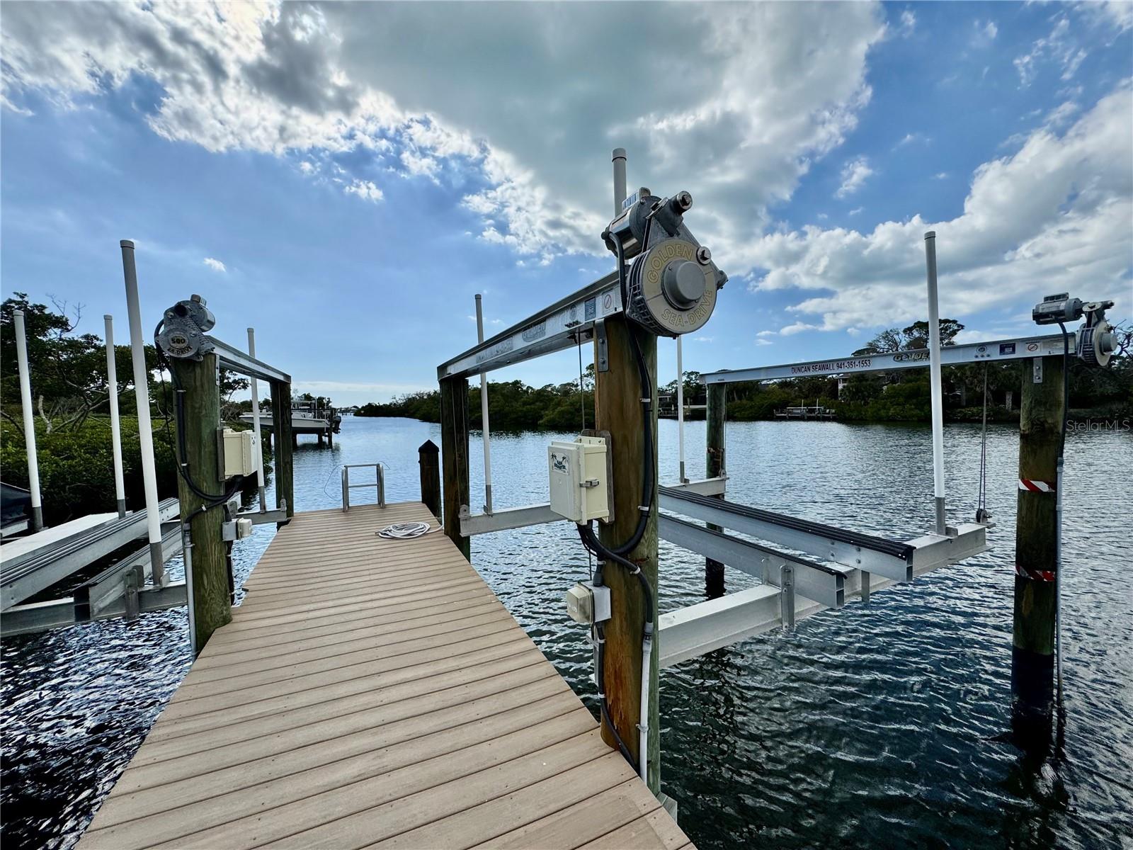 Image 3 of 92 For 1415 Bayshore Drive