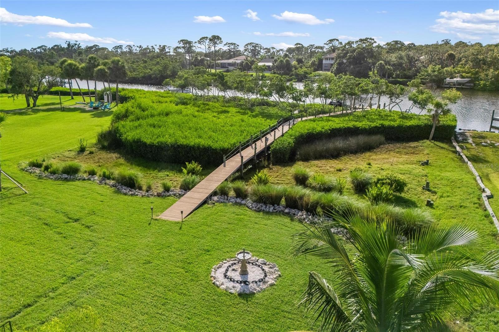 Image 64 of 92 For 1415 Bayshore Drive