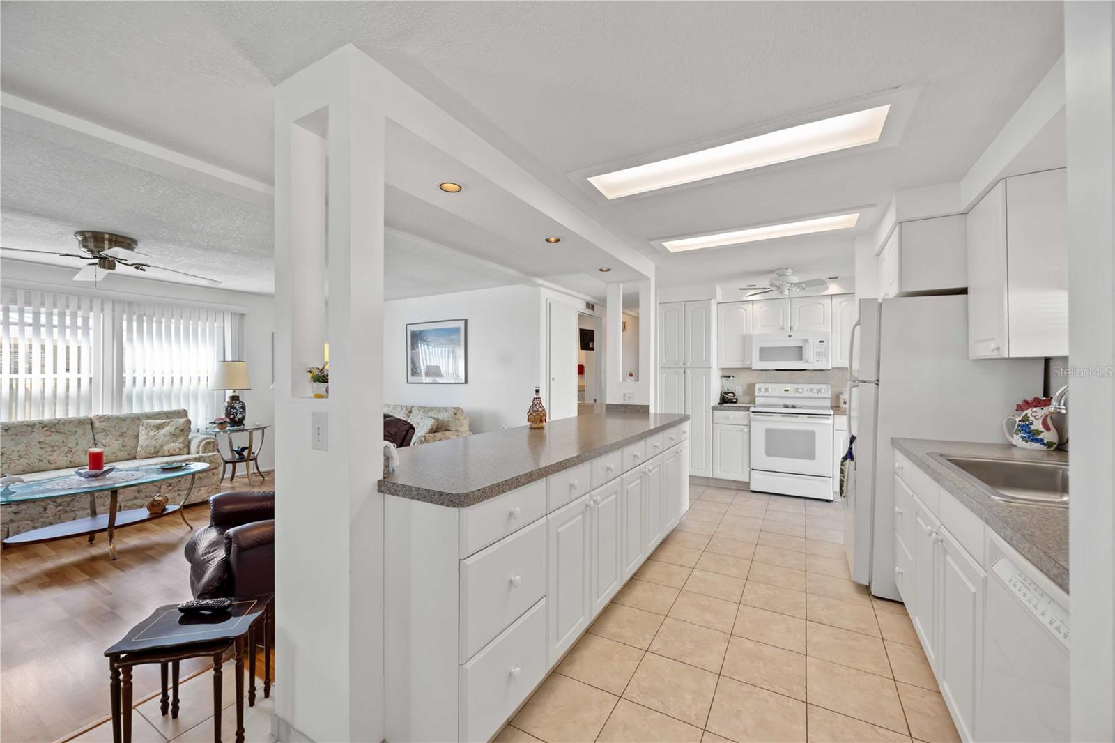 Image 14 of 58 For 5 Flora Vista Street