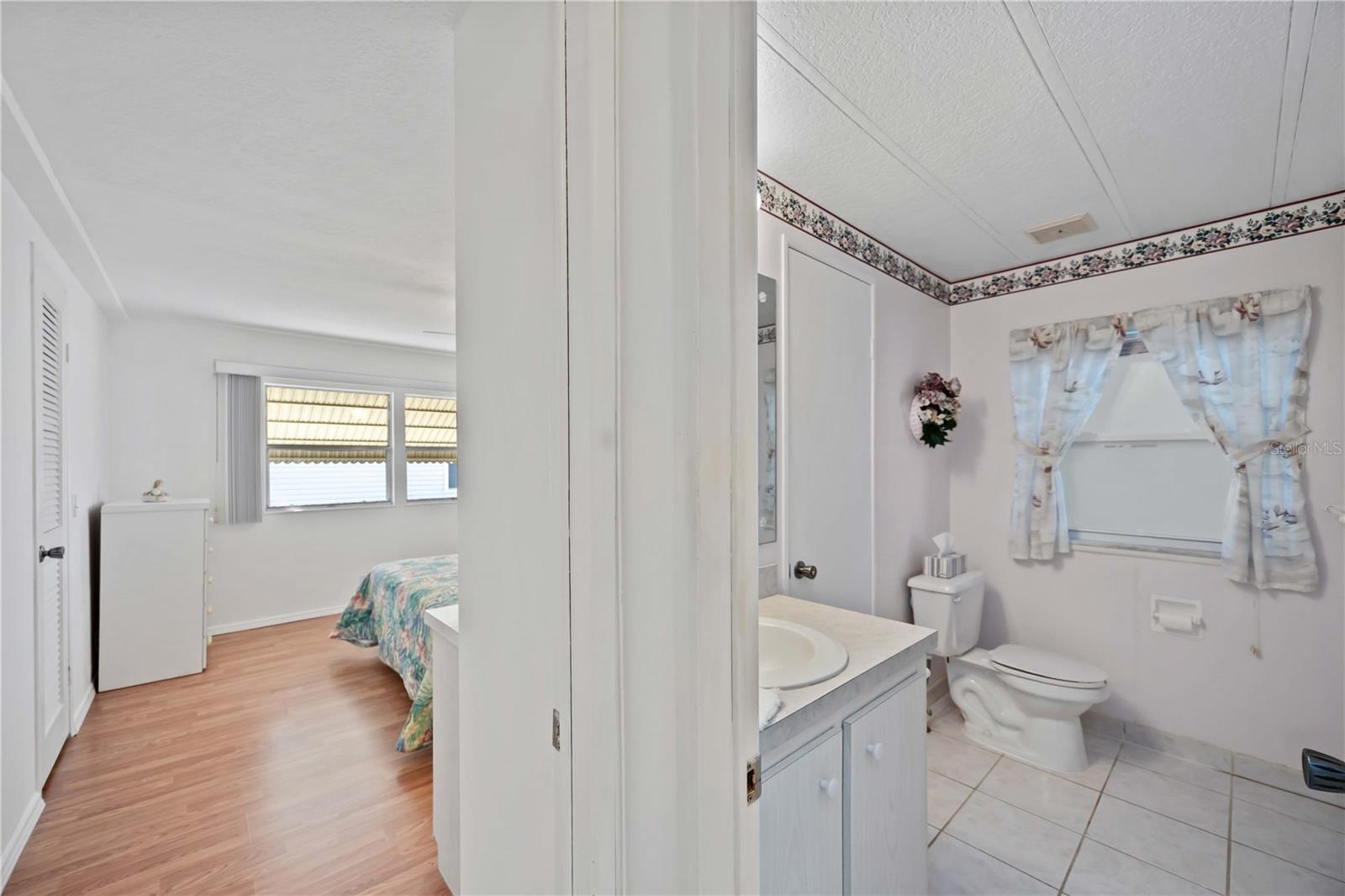 Image 23 of 58 For 5 Flora Vista Street