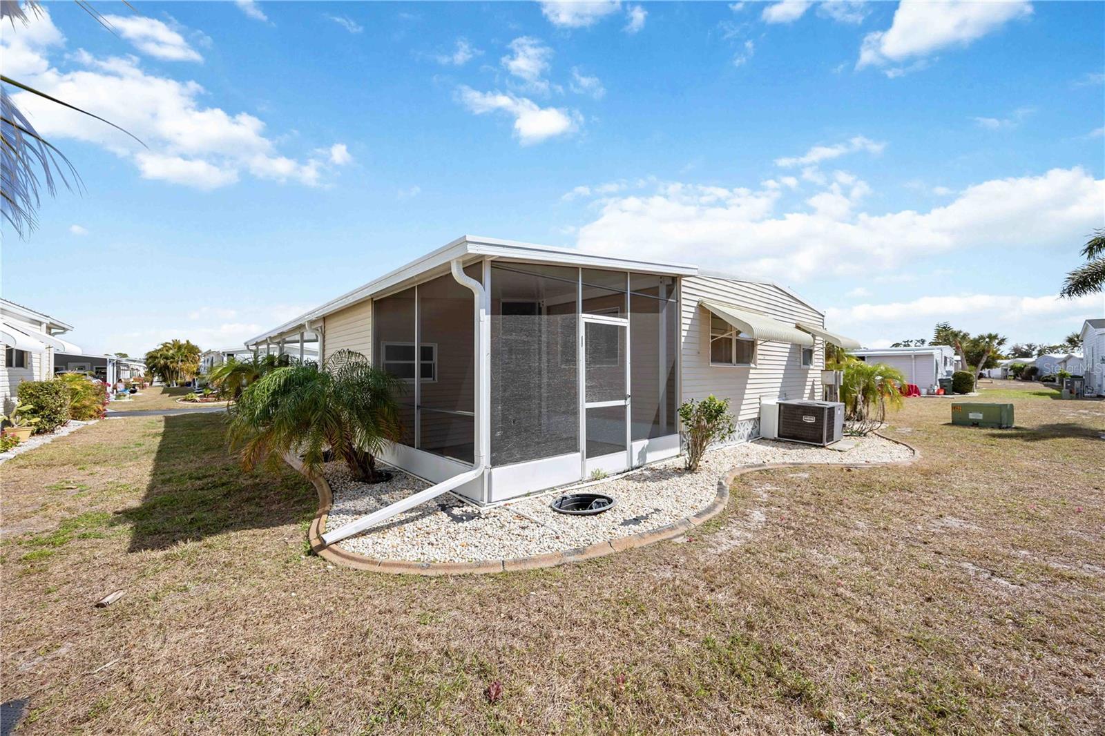 Image 32 of 58 For 5 Flora Vista Street