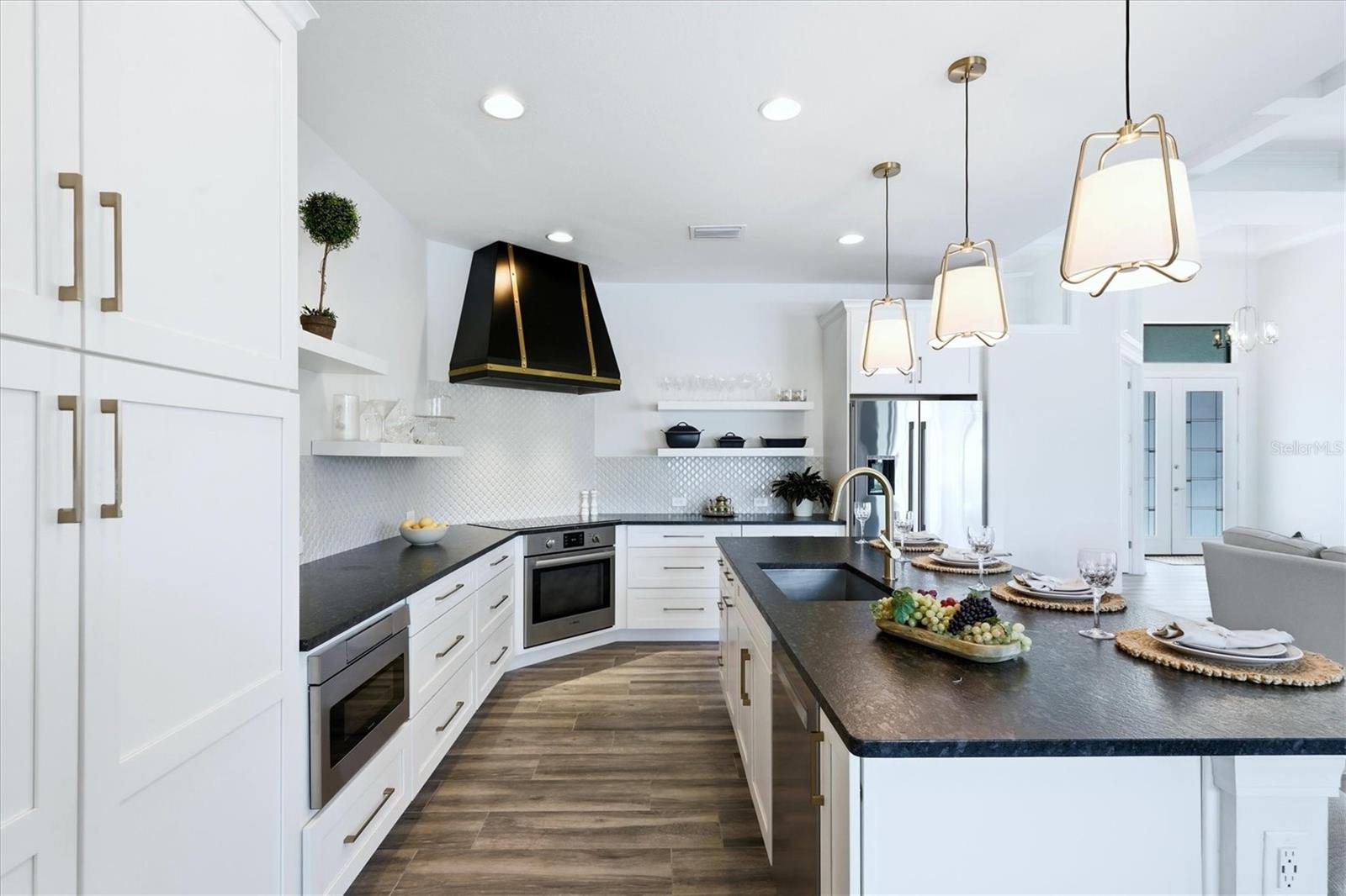 Image 10 of 34 For 9209 Santa Lucia Drive