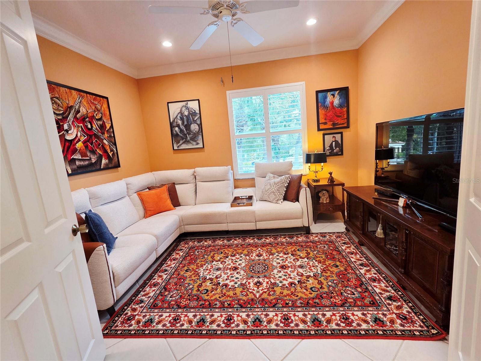 Image 17 of 34 For 6775 Huntington Lakes Circle 202