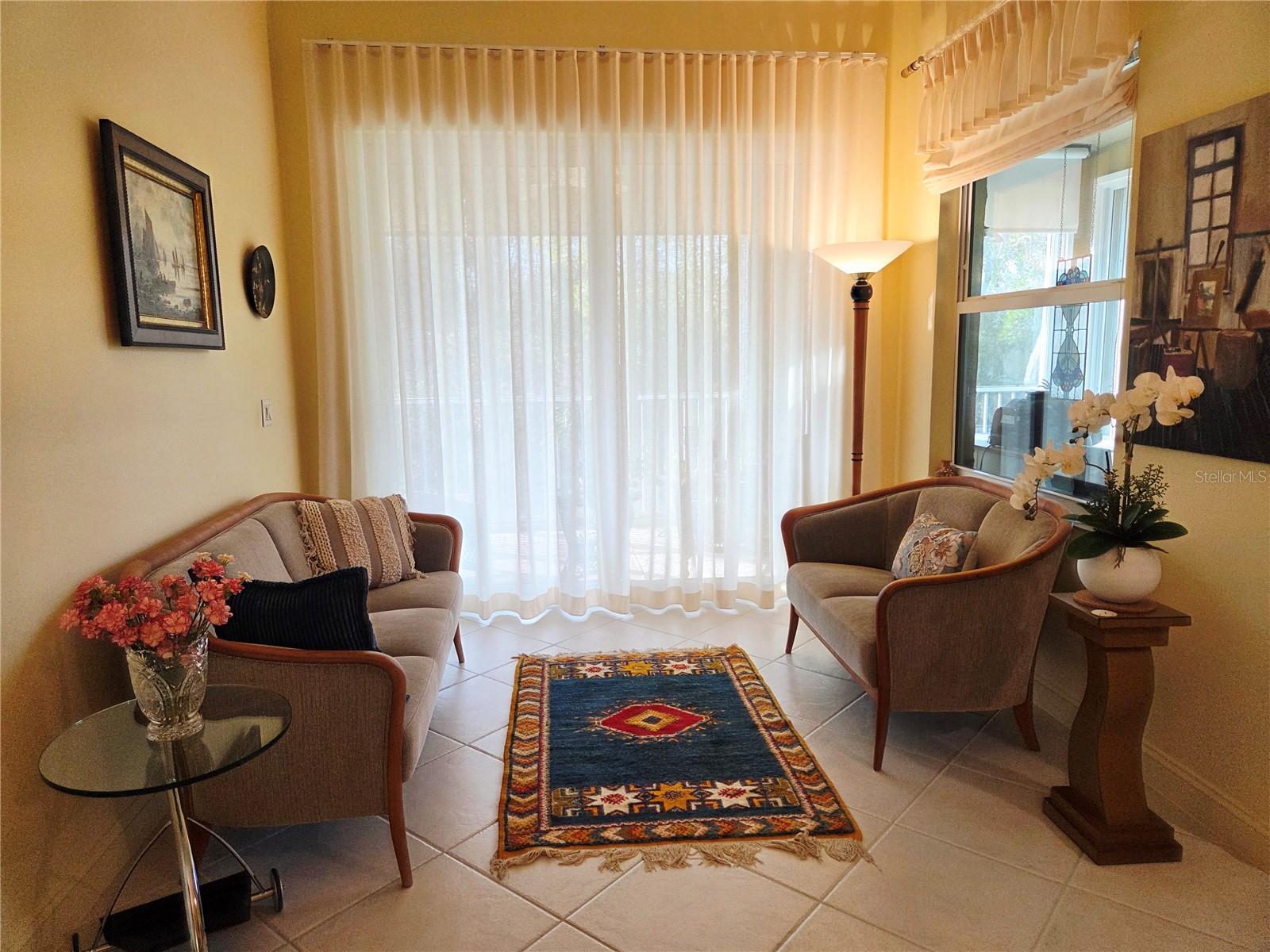 Image 22 of 34 For 6775 Huntington Lakes Circle 202