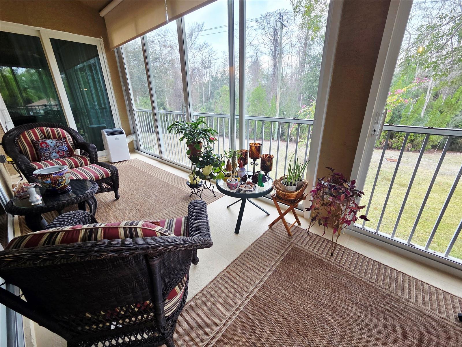 Image 25 of 34 For 6775 Huntington Lakes Circle 202