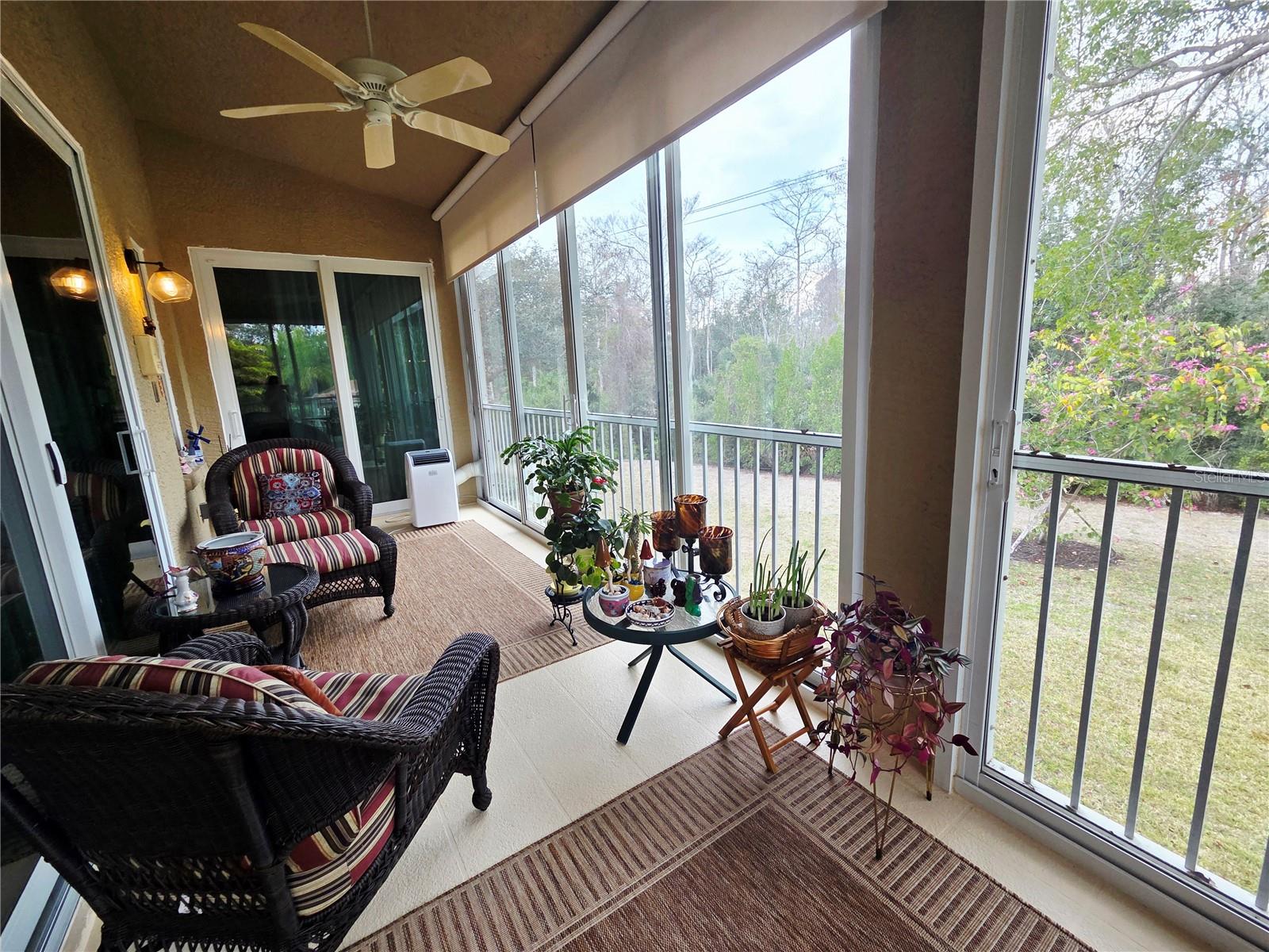 Image 26 of 34 For 6775 Huntington Lakes Circle 202