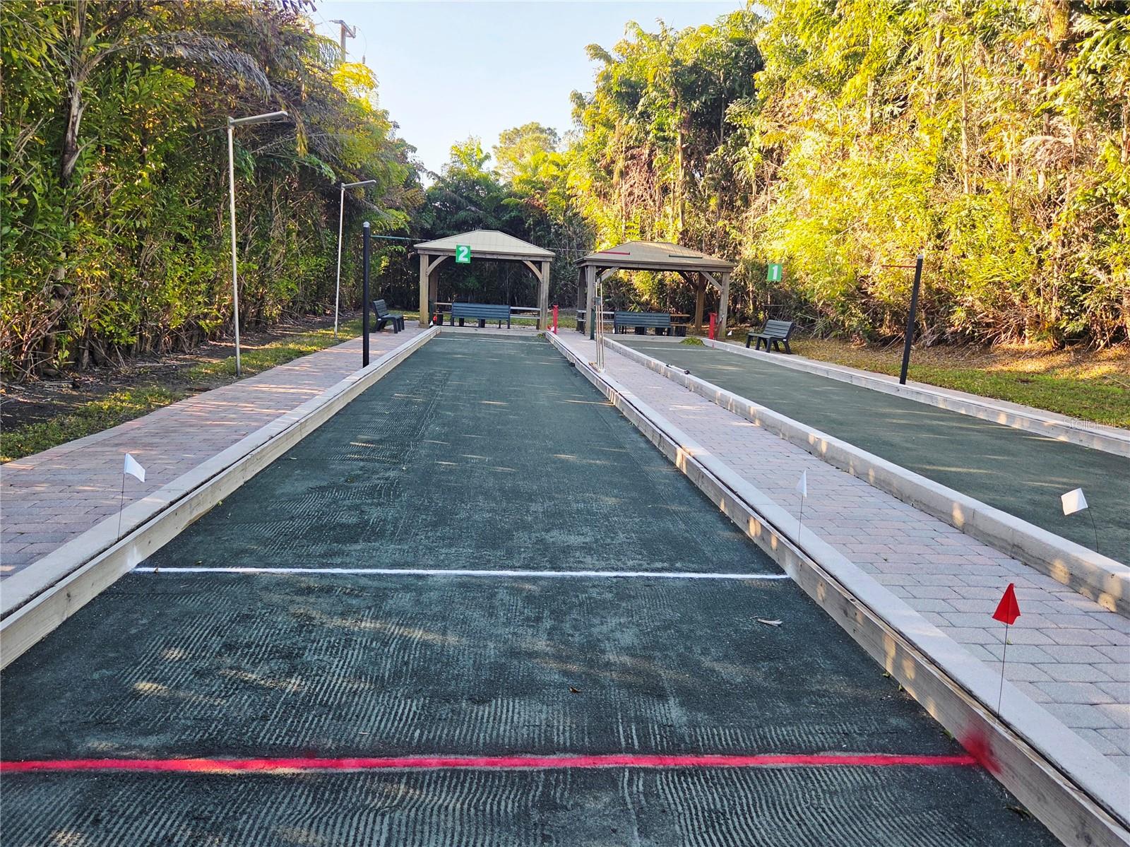 Image 33 of 34 For 6775 Huntington Lakes Circle 202