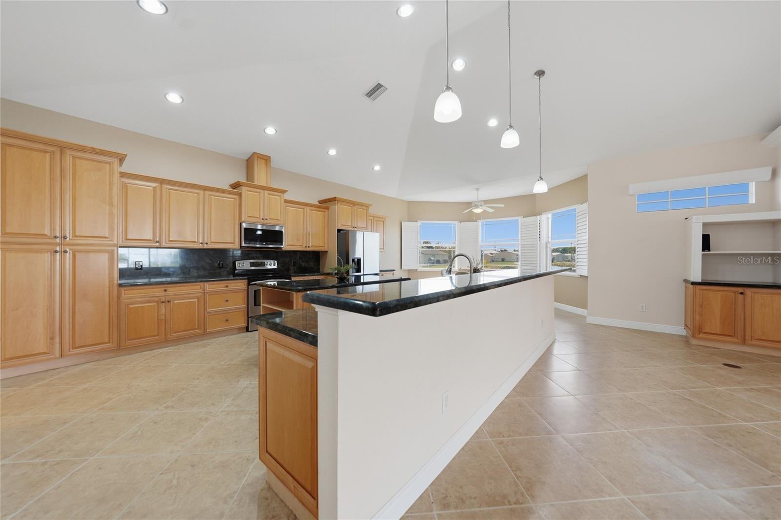 Image 33 of 91 For 534 Canal Way