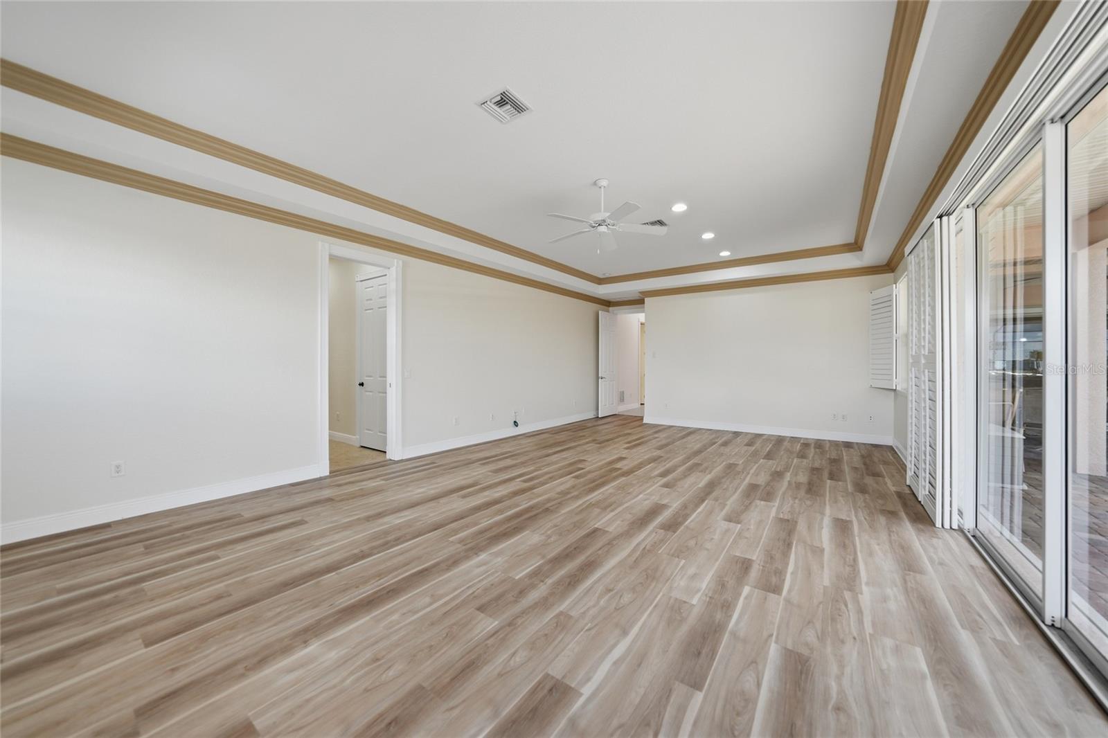 Image 38 of 91 For 534 Canal Way