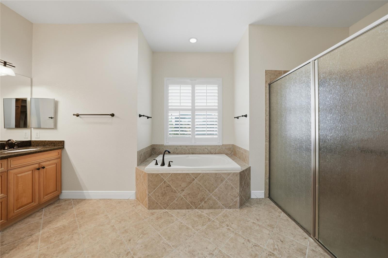 Image 41 of 91 For 534 Canal Way