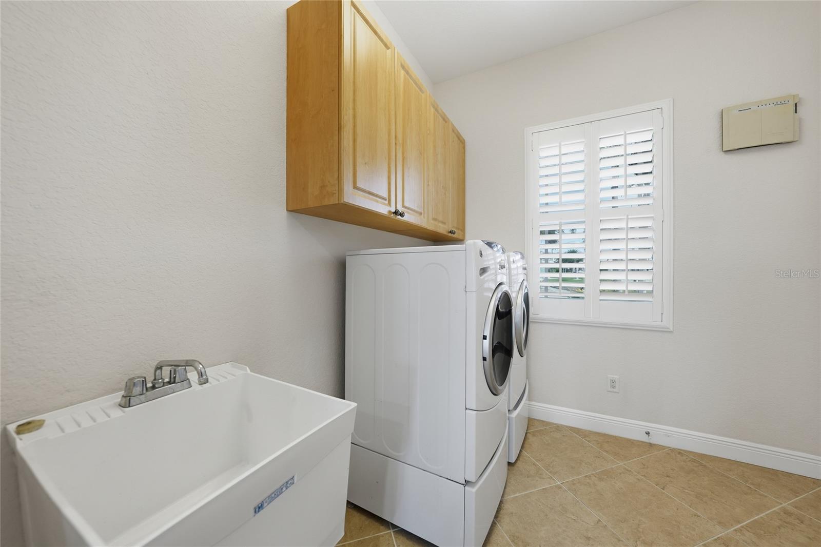 Image 59 of 91 For 534 Canal Way