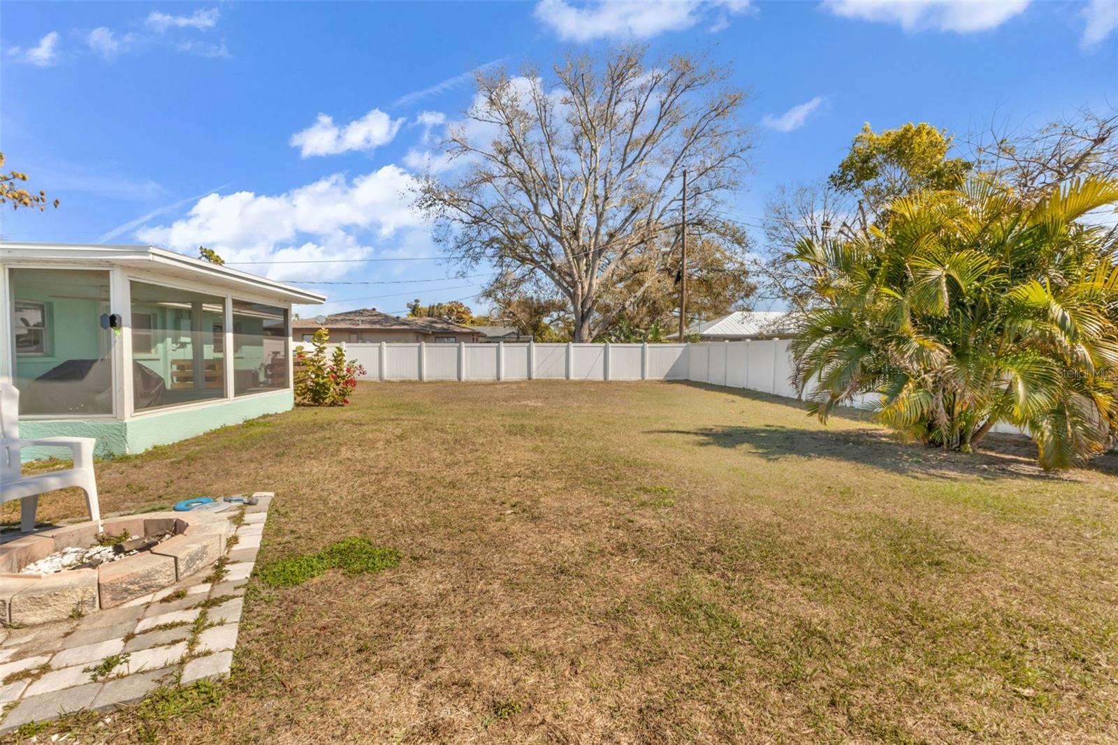 Image 29 of 37 For 960 Darwin Road