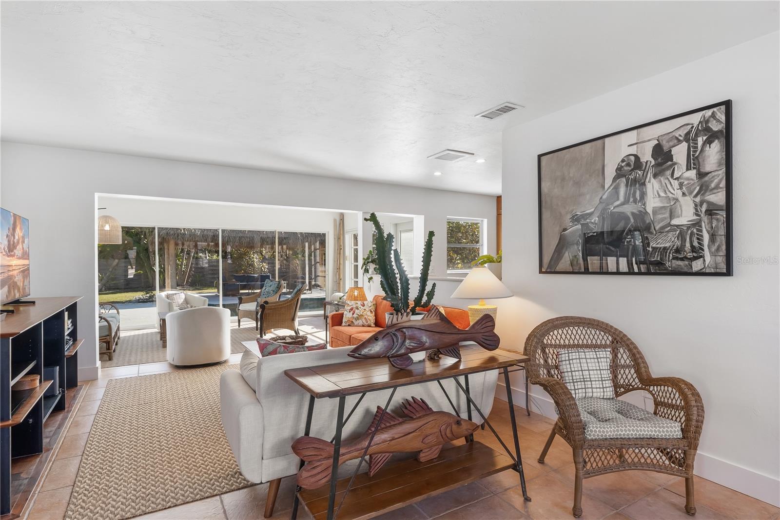 Image 10 of 23 For 320 Gasparilla Street