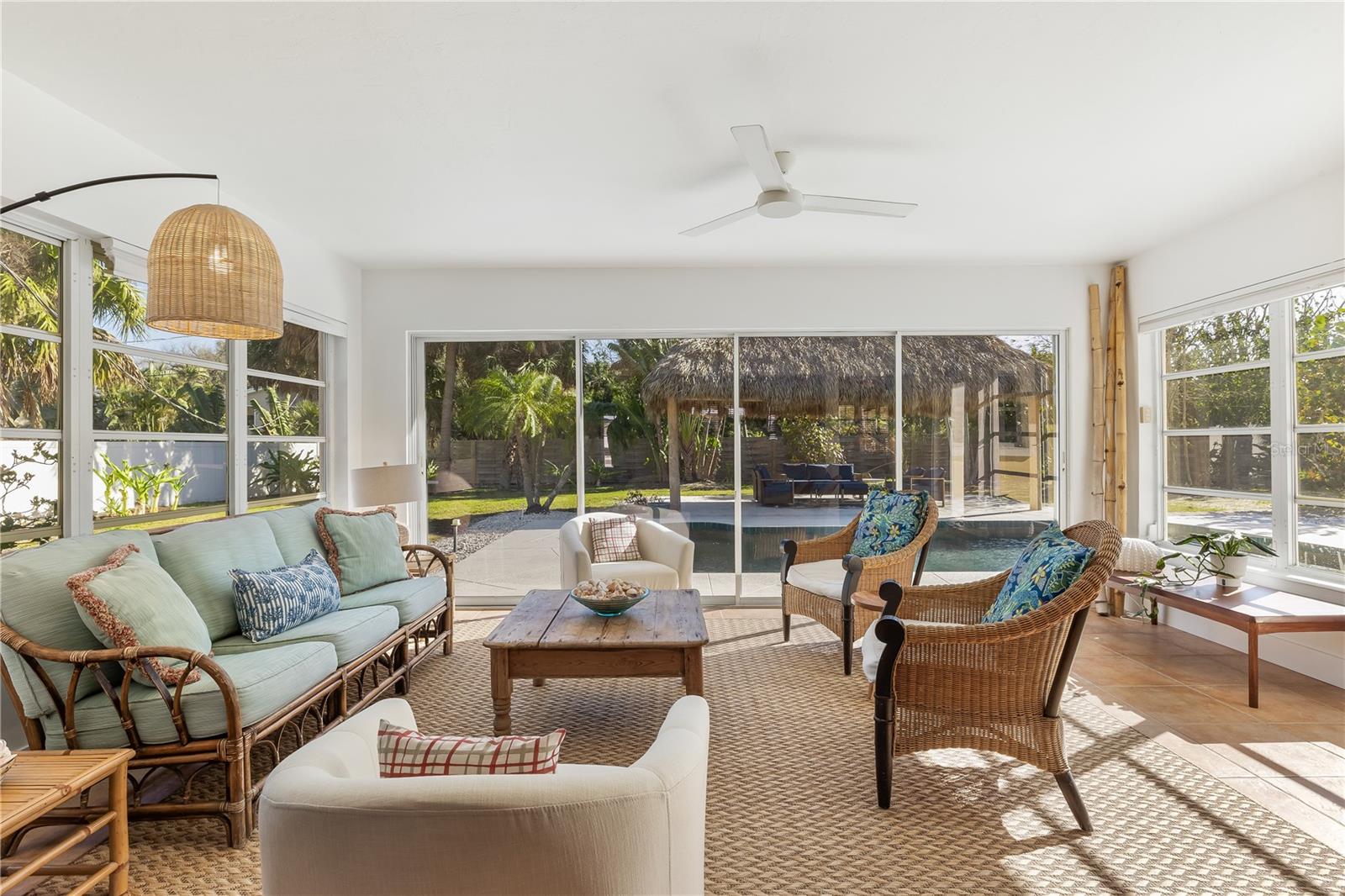 Image 17 of 23 For 320 Gasparilla Street