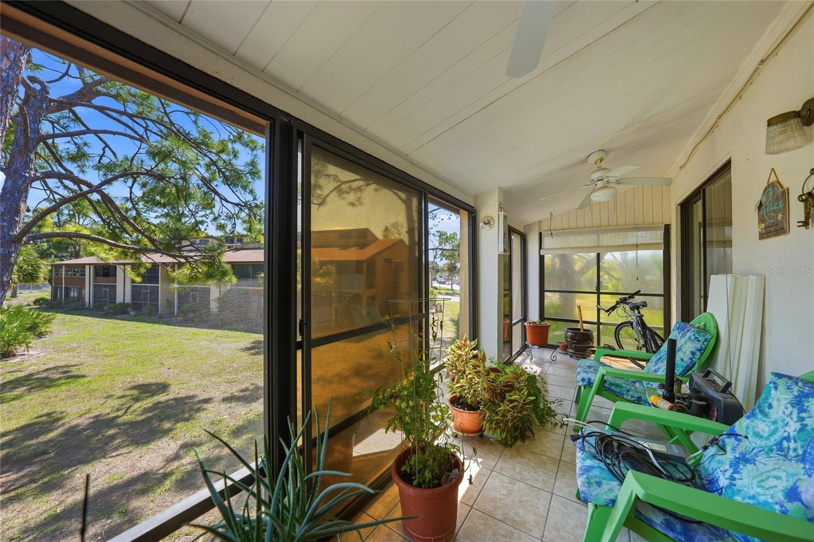 Image 22 of 43 For 9 Quails Run Boulevard 12